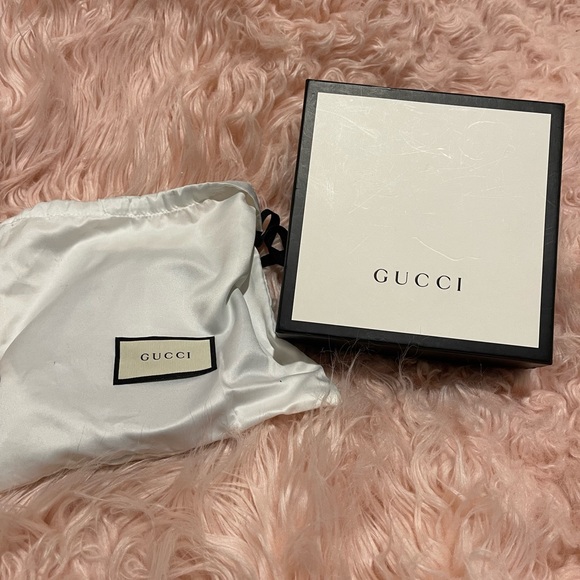 LARGE GUCCI PEARL BLACK LEATHER BELT (SIZE 85-34) - Picture 5 of 5